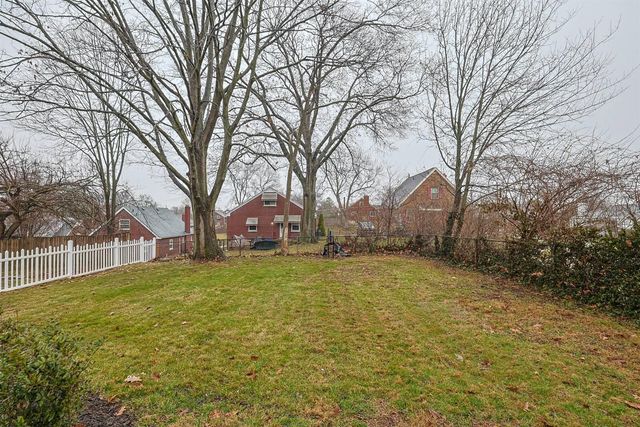 602 Rosemont Avenue, Park Hills, KY 41011