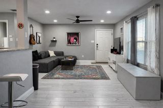 2450 Ashdale DR 210, Austin, TX 78757