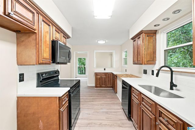 4865 INDIAN VALLEY ROAD, Birmingham, AL 35244