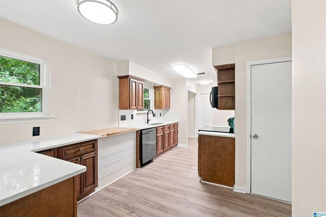 4865 INDIAN VALLEY ROAD, Birmingham, AL 35244