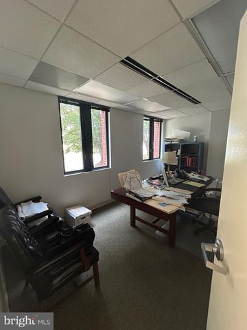 400 FOXCROFT AVE #STE 100, Martinsburg, WV 25401