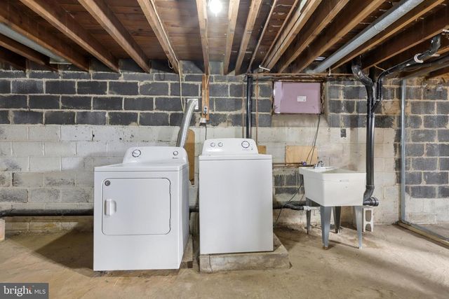 110 5TH ST, Brooklawn, NJ 08030