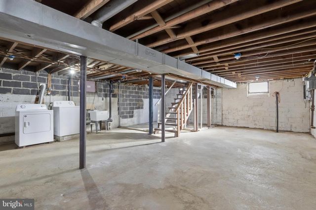 110 5TH ST, Brooklawn, NJ 08030