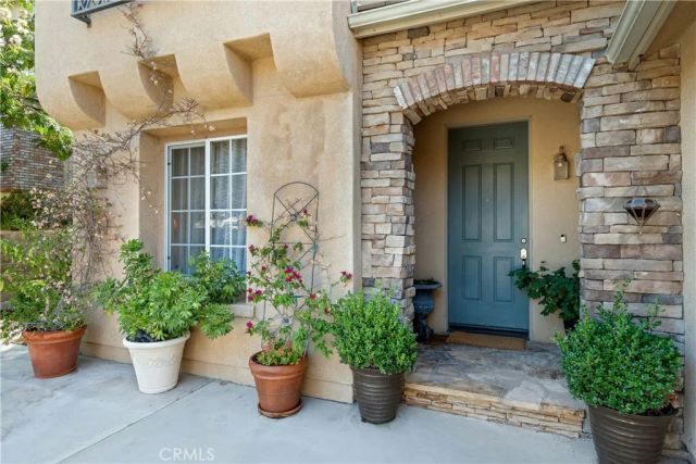 25730 Hawthorne Place, Stevenson Ranch, CA 91381
