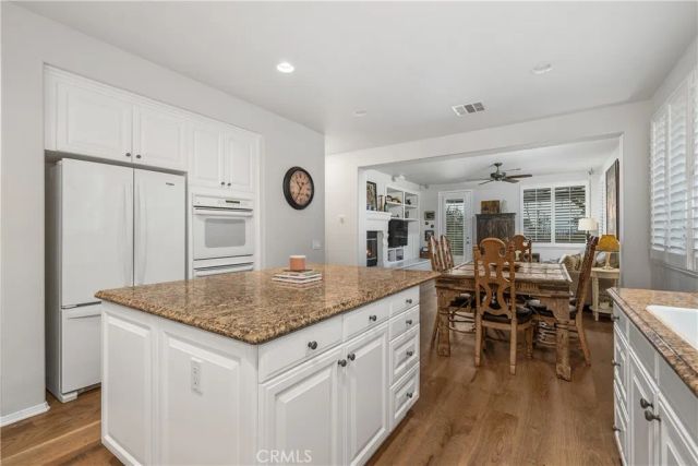 25730 Hawthorne Place, Stevenson Ranch, CA 91381