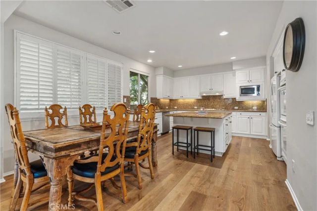 25730 Hawthorne Place, Stevenson Ranch, CA 91381