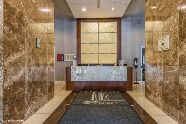 655 W IRVING PARK Road 1911, Chicago, IL 60613