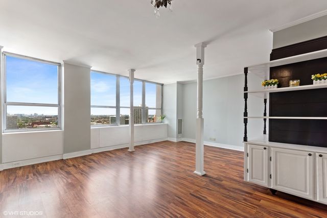 655 W IRVING PARK Road 1911, Chicago, IL 60613