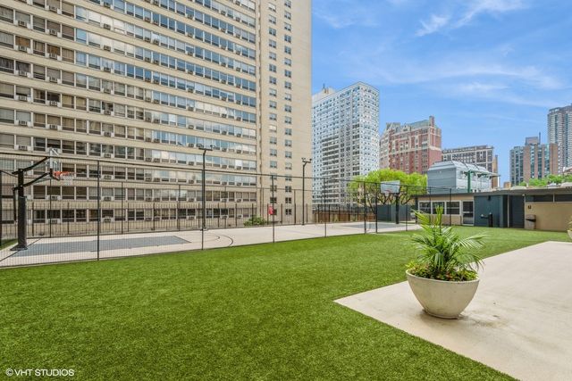 655 W IRVING PARK Road 1911, Chicago, IL 60613