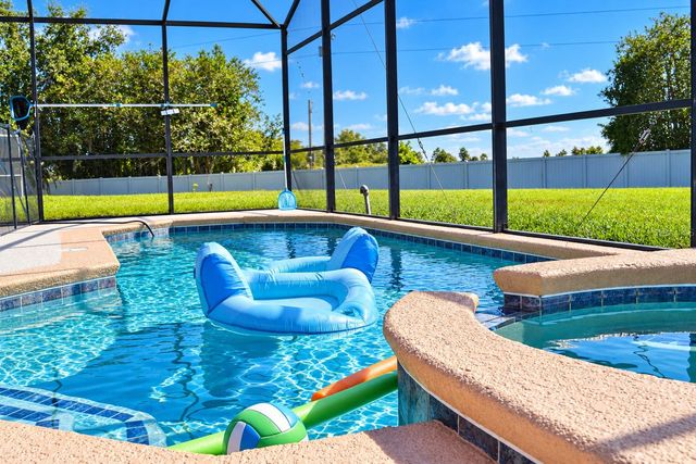 958 SOLANA CIRCLE, Davenport, FL 33897