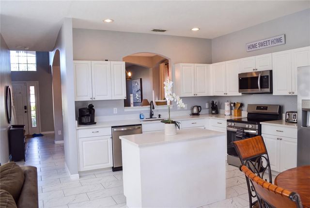 958 SOLANA CIRCLE, Davenport, FL 33897