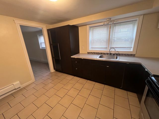 1946 Euclid Avenue G, Berwyn, IL 60402