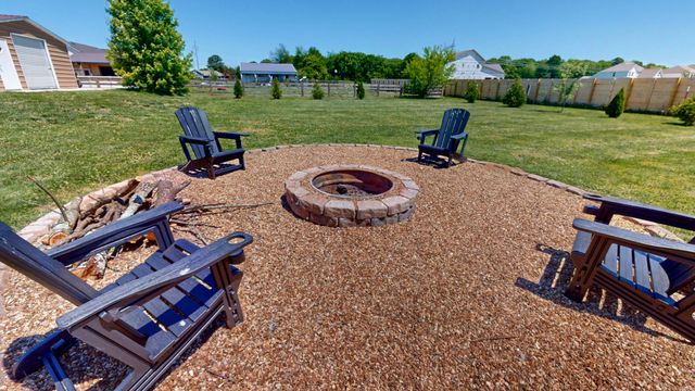 4105 Pyles Rd, Chapel Hill, TN 37034