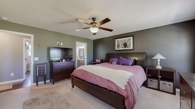 4105 Pyles Rd, Chapel Hill, TN 37034