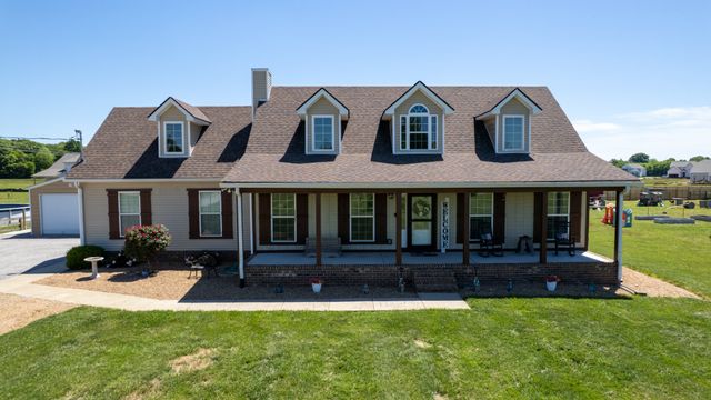4105 Pyles Rd, Chapel Hill, TN 37034