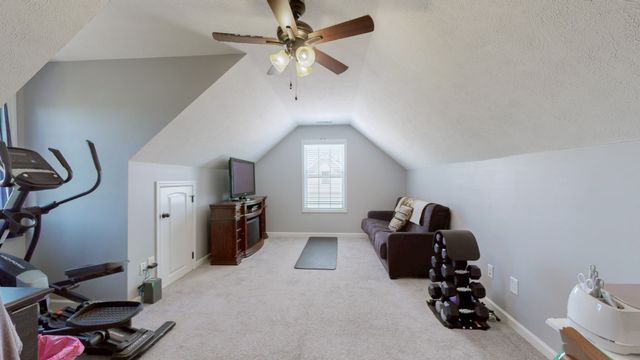 4105 Pyles Rd, Chapel Hill, TN 37034