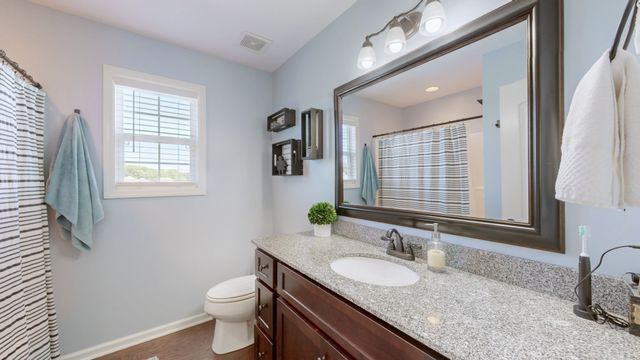 4105 Pyles Rd, Chapel Hill, TN 37034