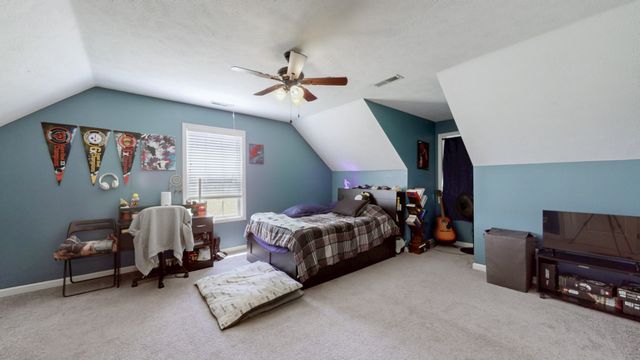 4105 Pyles Rd, Chapel Hill, TN 37034