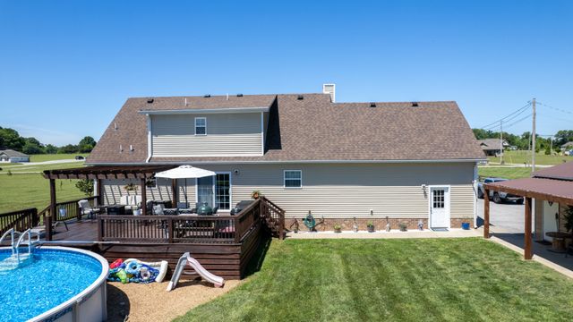 4105 Pyles Rd, Chapel Hill, TN 37034