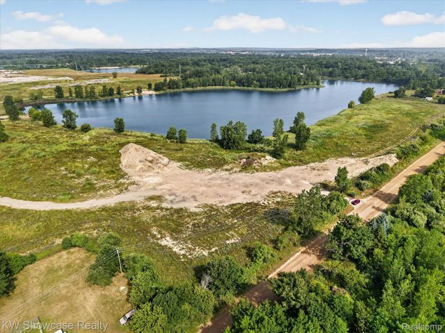 00 Johns Road, Lyon Charter Township, MI 48178