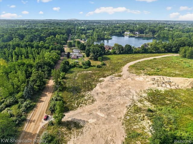 00 Johns Road, Lyon Charter Township, MI 48178