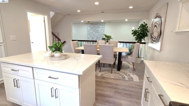 37856 Bright Cmn, Fremont, CA 94536