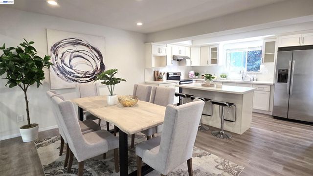 37856 Bright Cmn, Fremont, CA 94536