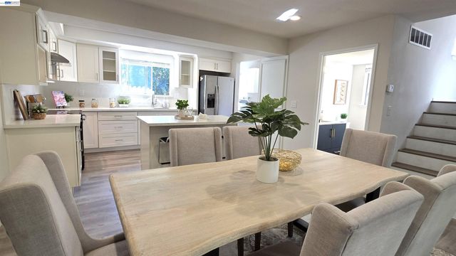37856 Bright Cmn, Fremont, CA 94536