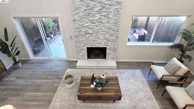 37856 Bright Cmn, Fremont, CA 94536