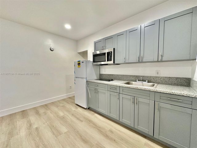5545 N Miami Ave 9, Miami, FL 33127