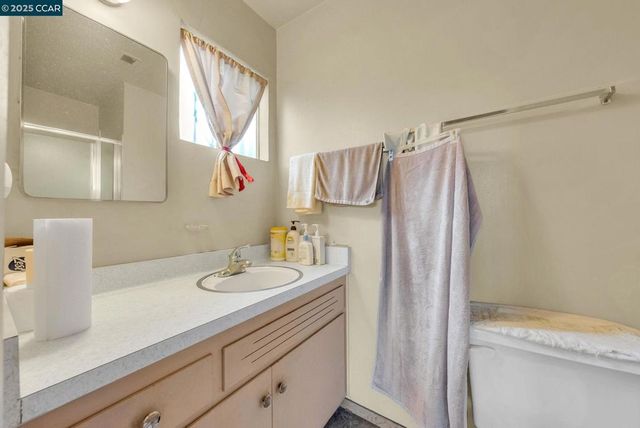 1246 Otis Dr, Alameda, CA 94501