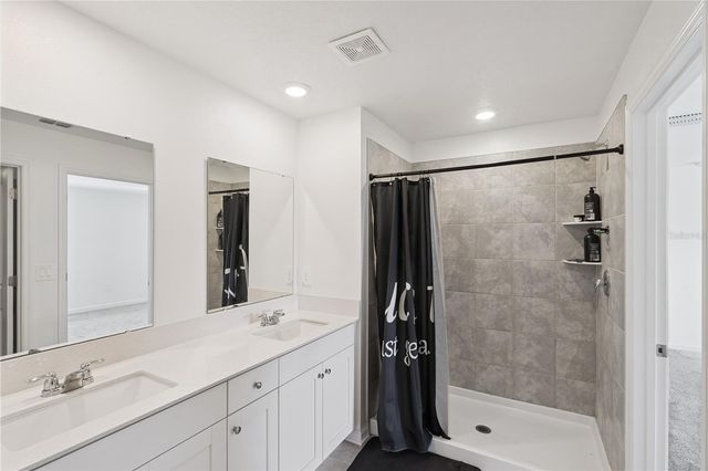 664 SAND PINE LANE, Haines City, FL 33844