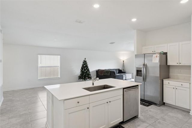 664 SAND PINE LANE, Haines City, FL 33844