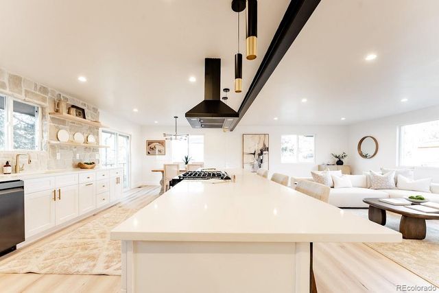 5200 W Ontario Avenue, Littleton, CO 80128