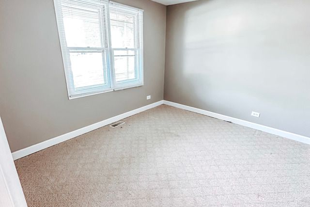 1491 Kathleen Way, Elk Grove Village, IL 60007