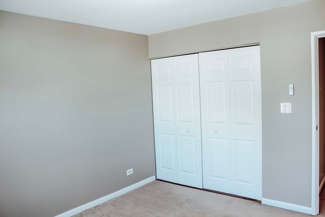 1491 Kathleen Way, Elk Grove Village, IL 60007