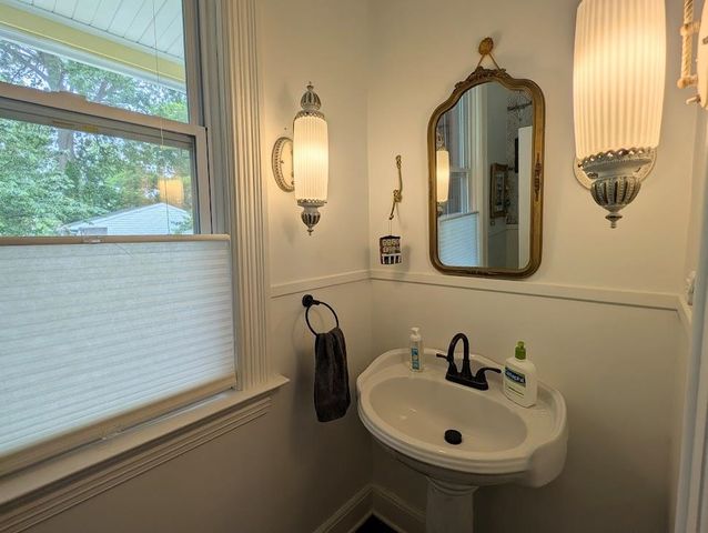 207 N Wenona Street, Bay City, MI 48706