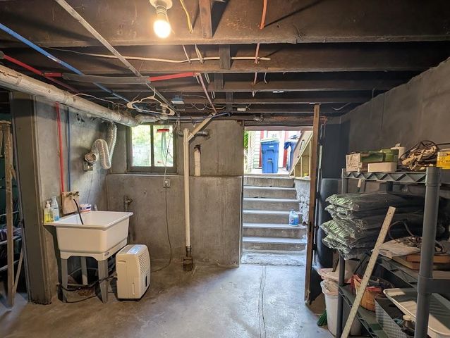 207 N Wenona Street, Bay City, MI 48706