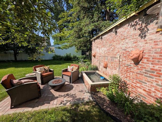 207 N Wenona Street, Bay City, MI 48706