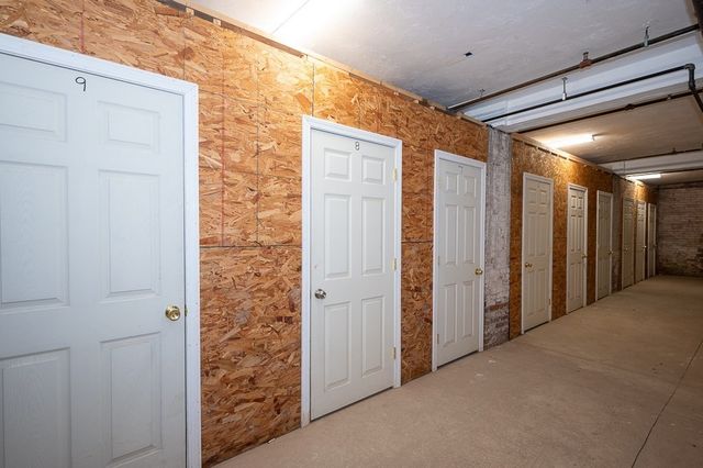 32 Providence St 8, Worcester, MA 01604