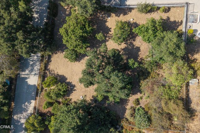 3273 New York Drive, Pasadena, CA 91107