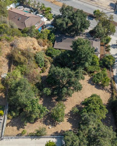 3273 New York Drive, Pasadena, CA 91107