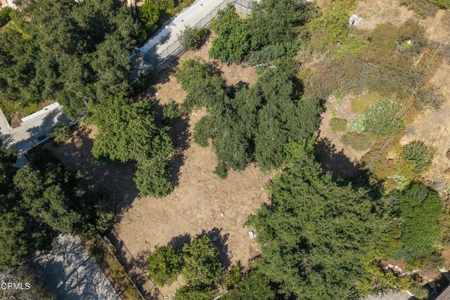 3273 New York Drive, Pasadena, CA 91107