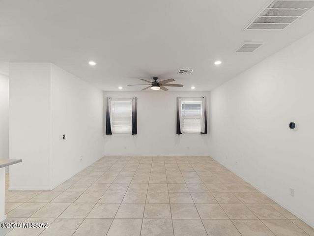 7996 S Golden Bell Drive, Tucson, AZ 85747