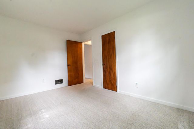 3161 Avalon Road, Upper Arlington, OH 43221