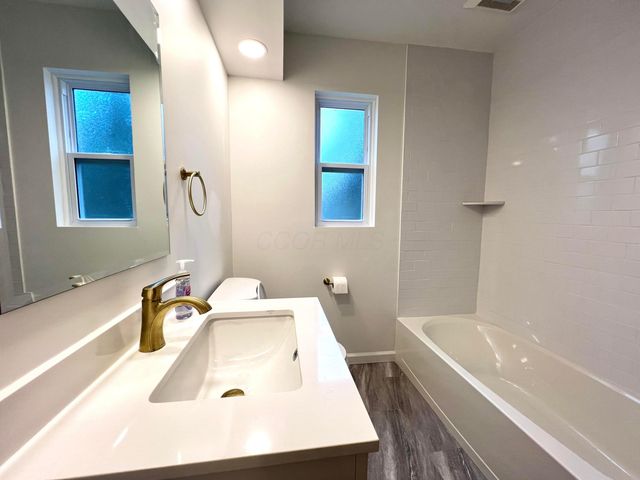 3161 Avalon Road, Upper Arlington, OH 43221