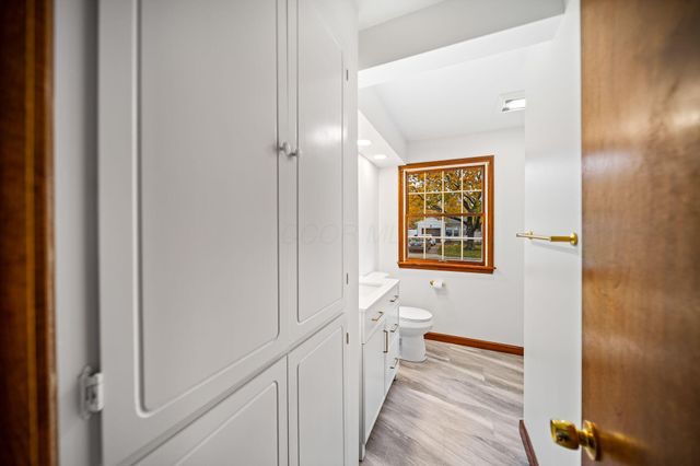 3161 Avalon Road, Upper Arlington, OH 43221