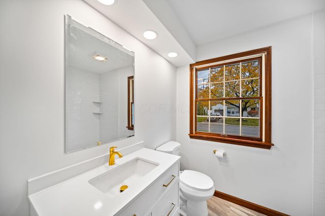 3161 Avalon Road, Upper Arlington, OH 43221