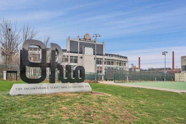 3161 Avalon Road, Upper Arlington, OH 43221