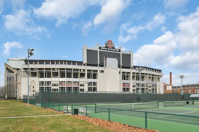 3161 Avalon Road, Upper Arlington, OH 43221